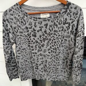 Current/Elliot Gray Leopard Print lightweight sweater women’s size 0 EUC